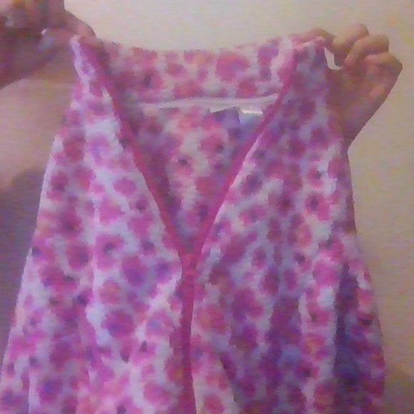 Extremely ME>brand. A kids floral winter fluffy coat. - Picture 3 of 3